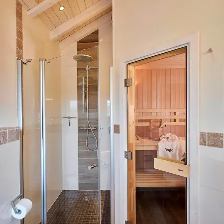 Luxuswellnesshaus Strandhus Dom wakacyjny