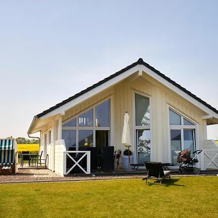 Luxuswellnesshaus Strandhus Dom wakacyjny *