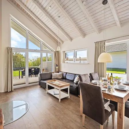 Holiday home Luxuswellnesshaus Strandhus