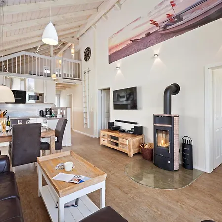 Luxuswellnesshaus Strandhus Holiday home *
