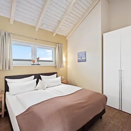 Holiday home Luxuswellnesshaus Strandhus *