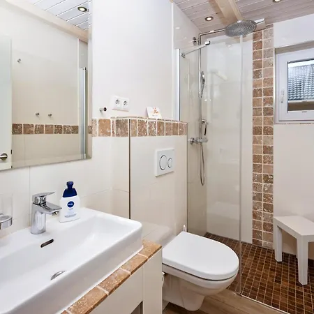 Luxuswellnesshaus Strandhus * Bliesdorf