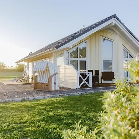 Luxuswellnesshaus Strandhus * Bliesdorf